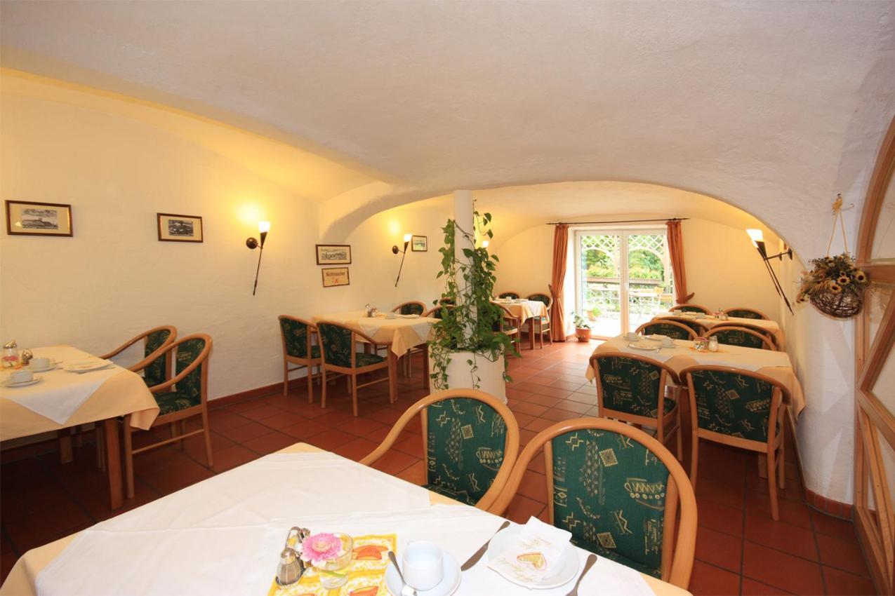 Hotel Trasen Waldkraiburg Buitenkant foto