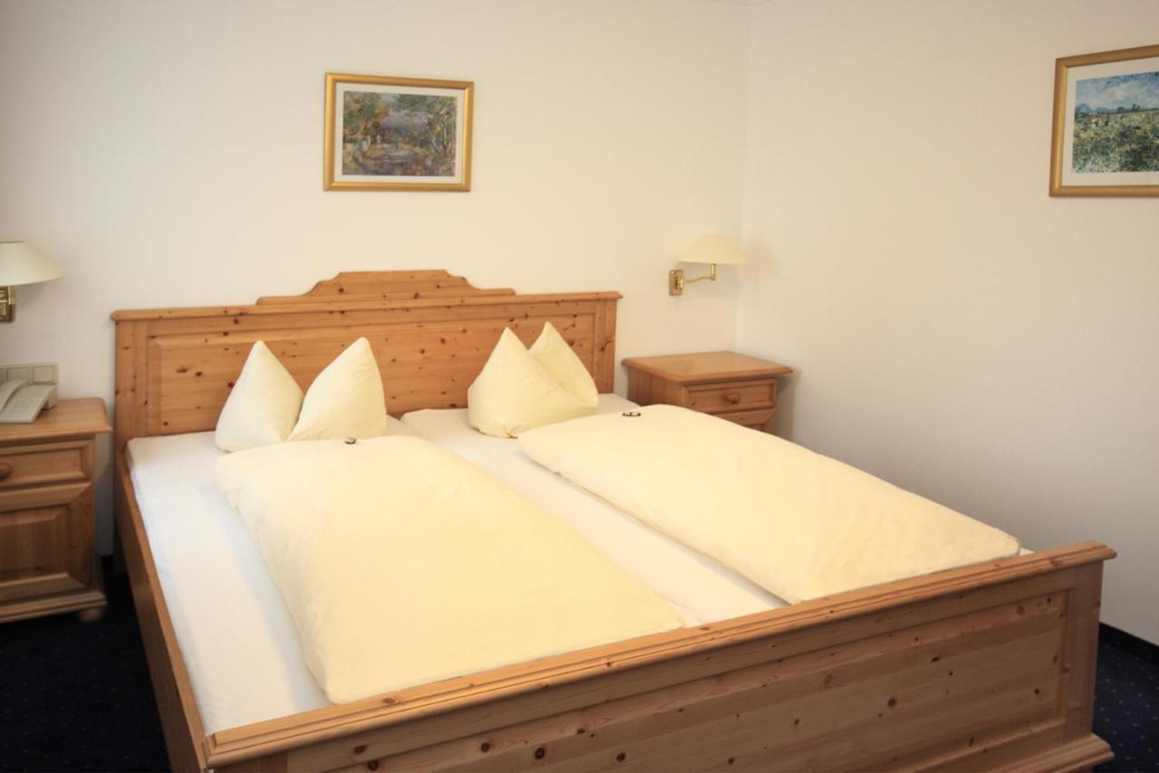 Hotel Trasen Waldkraiburg Buitenkant foto