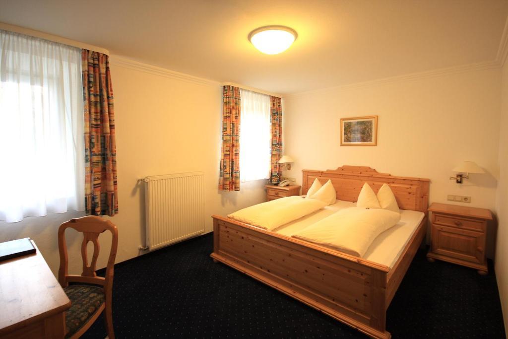 Hotel Trasen Waldkraiburg Buitenkant foto