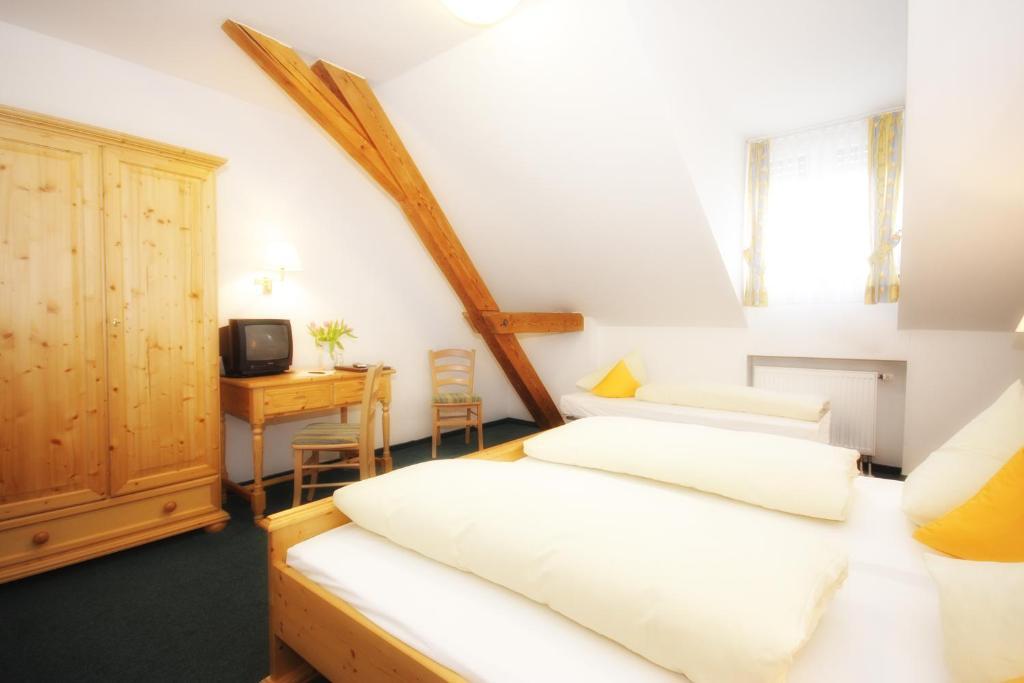 Hotel Trasen Waldkraiburg Kamer foto